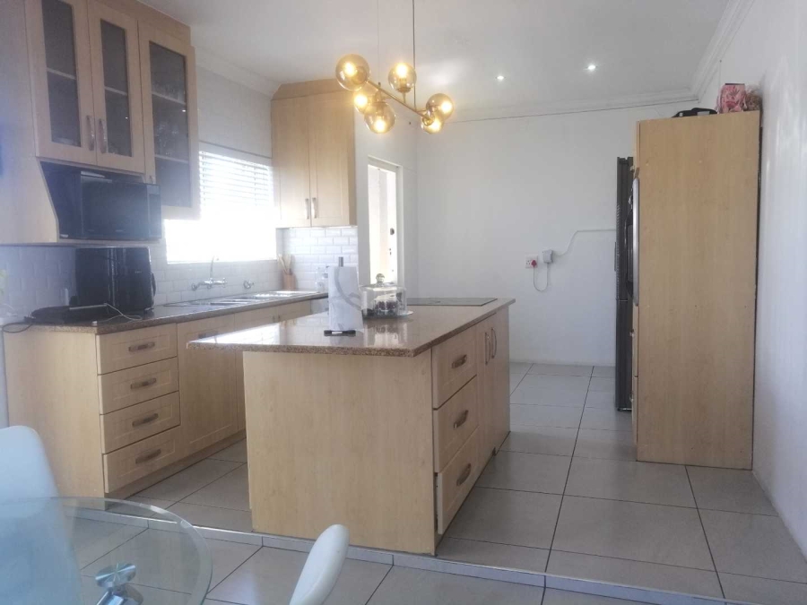 3 Bedroom Property for Sale in Bellville South Western Cape